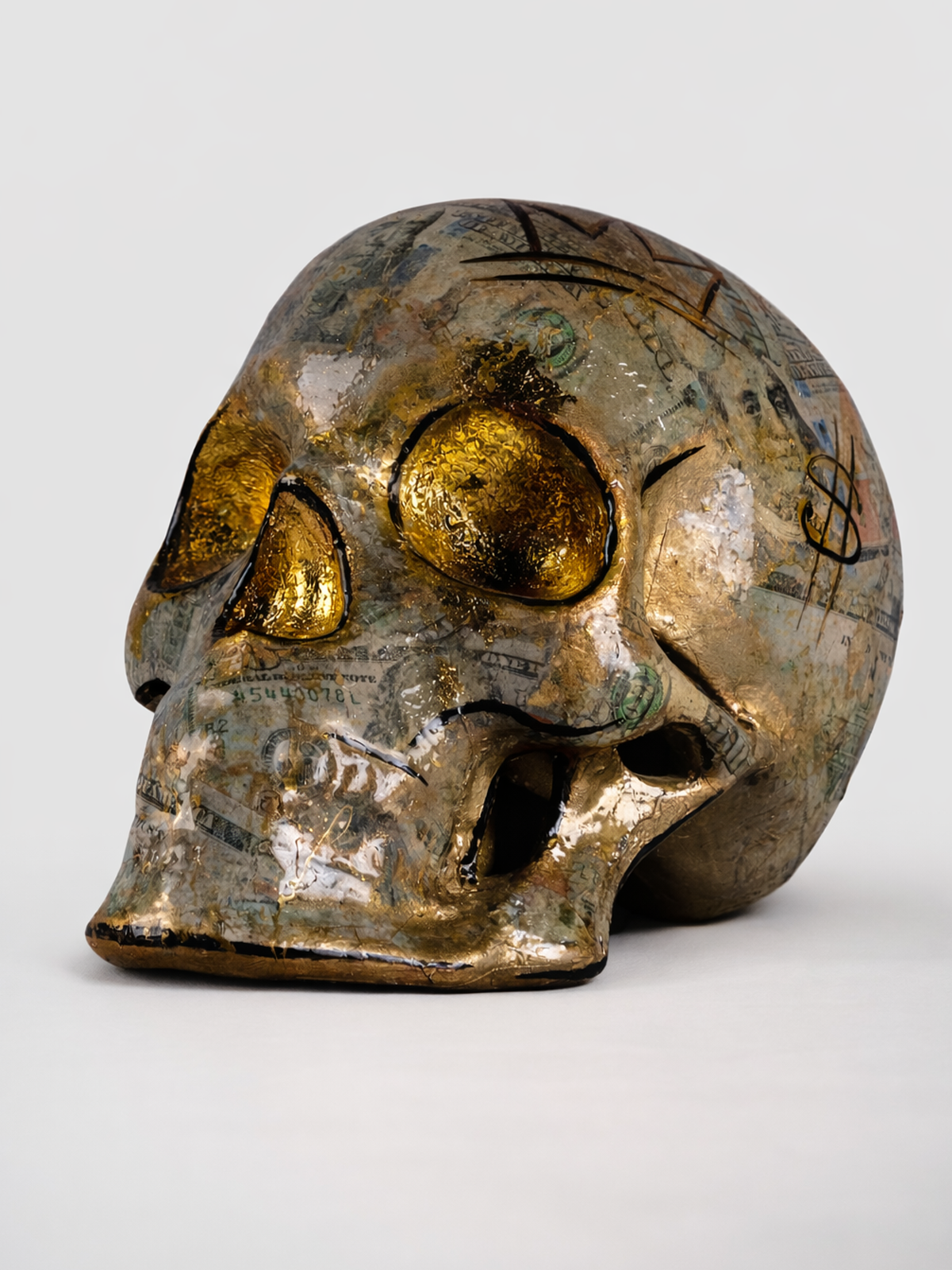 Escultura de craneo texturizdo ambiente Escultura de craneo texturizado